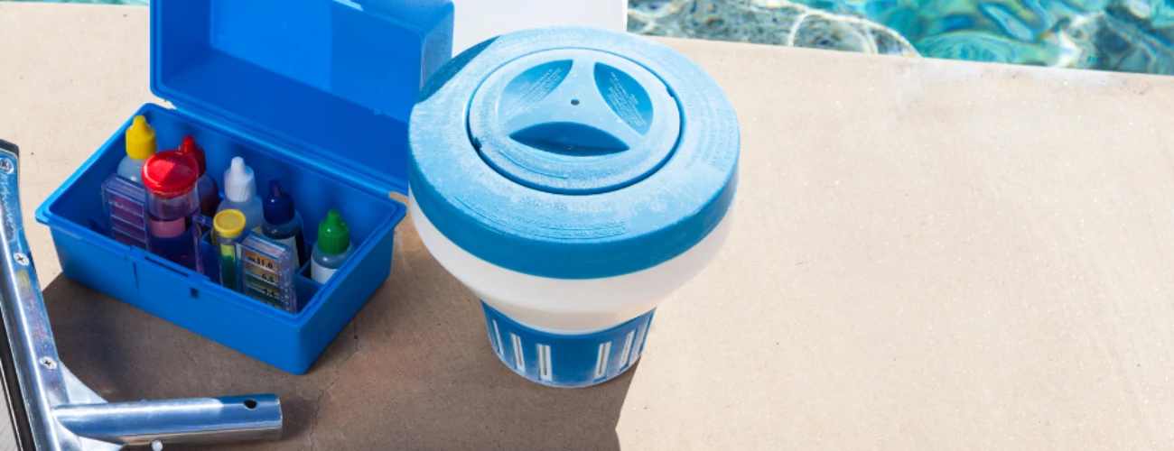 Medencék vegyszerezése